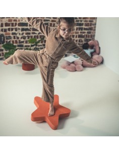 ESTRELA DE EQUILIBRIO Moes em borracha EVA para jogo livre que permite desenvolver a autonomia e imaginação da criança 2