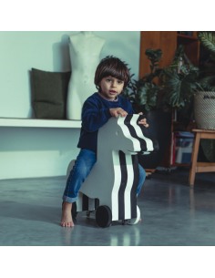 Correpasillos ZEBRA de goma EVA para juego libre lado negro 2