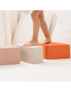 MOES010 BLOQUE DE JUEGO CUADRADO de goma EVA para juego libre MOES BB GRENADINE 2